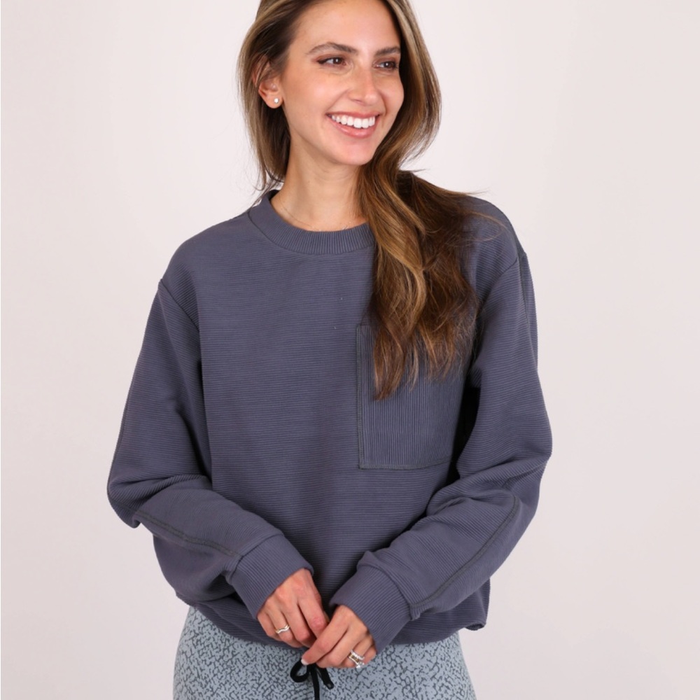 Varley Hewitt Top in deepest slate size small